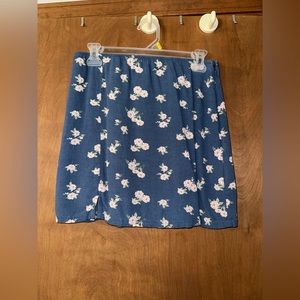 American Eagle Floral Skirt